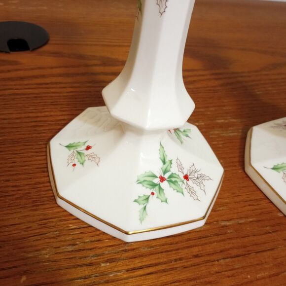 Ivory Bone China Mikasa Christmas Poinsettia Candle Holders Gold Trim - Picture 5 of 11